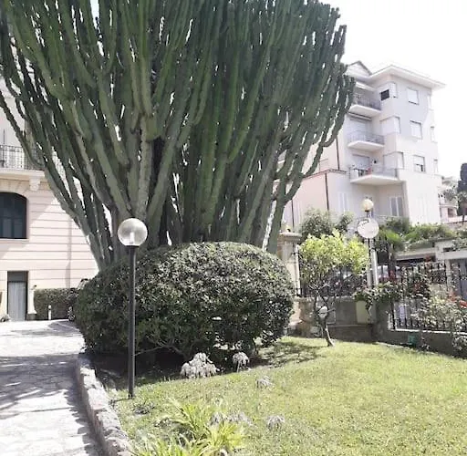 La Casa Di Anna, In Palazzina Liberty Fronte Parco Bordighera